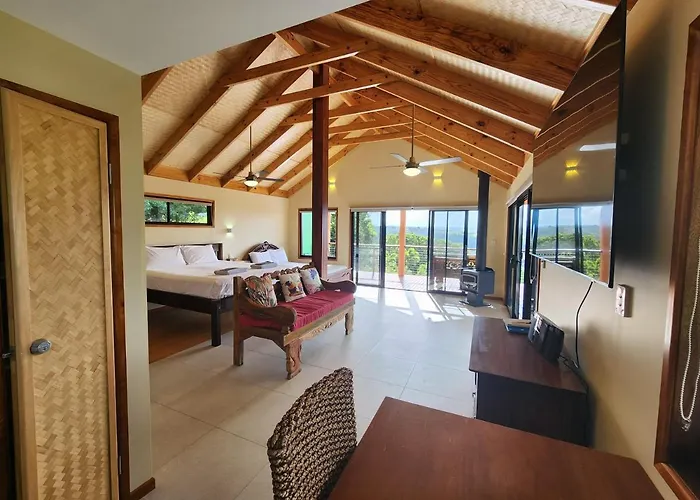 Maleny Tropical Retreat